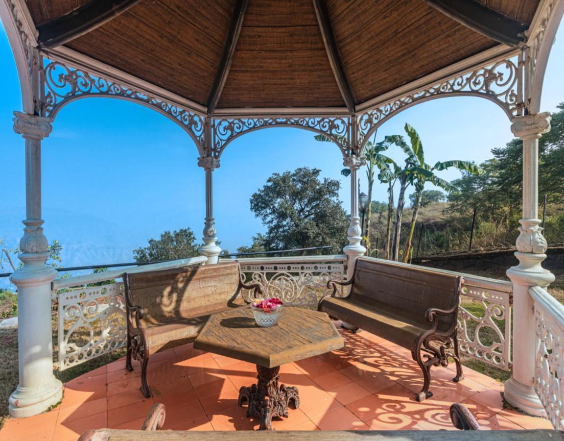 Saffronstays Aurelia, Panchgani - Balinese Villa With Breathtaking Valley Views 外观 照片