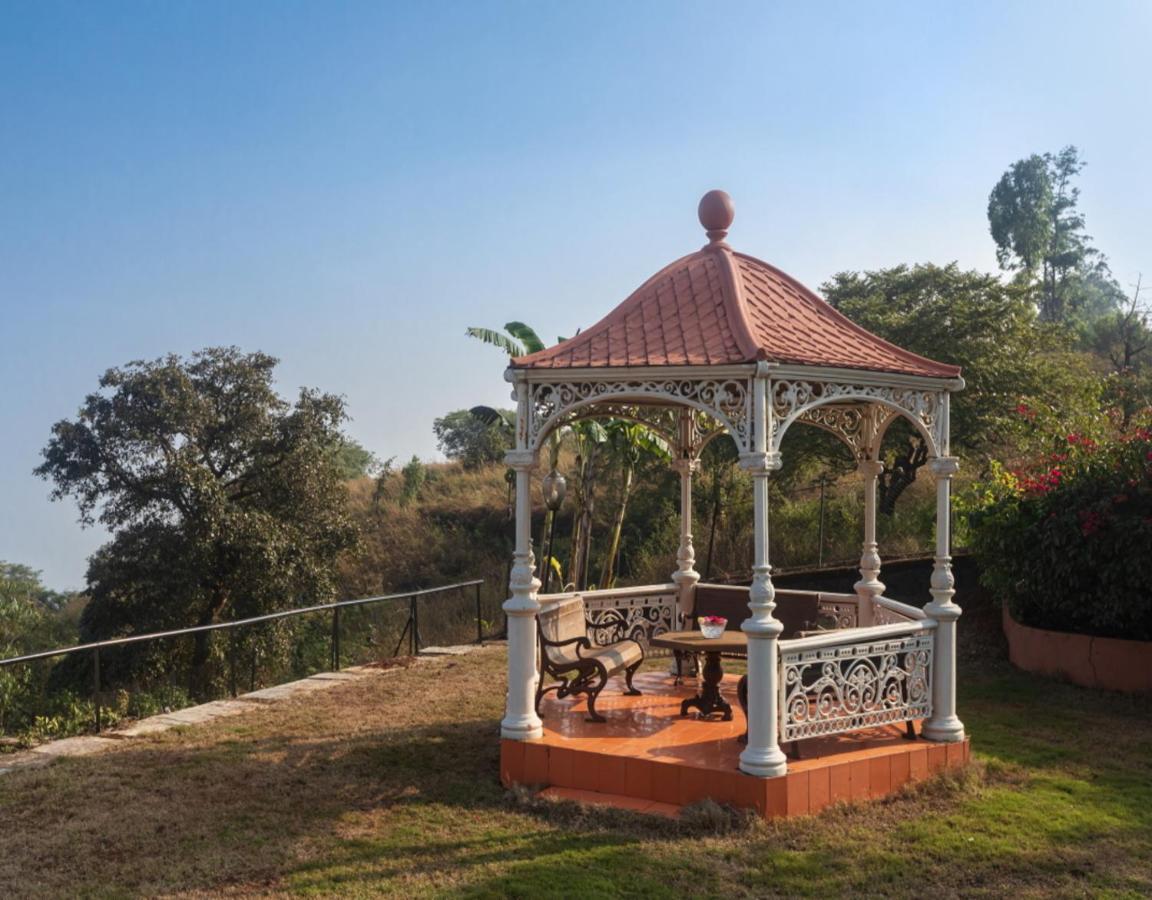 Saffronstays Aurelia, Panchgani - Balinese Villa With Breathtaking Valley Views 外观 照片