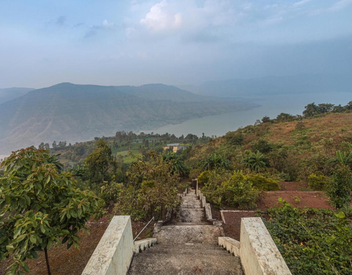 Saffronstays Aurelia, Panchgani - Balinese Villa With Breathtaking Valley Views 外观 照片