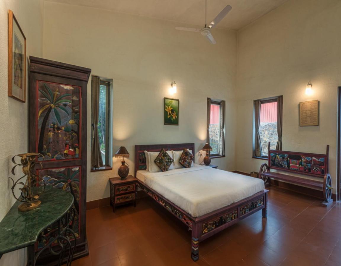 Saffronstays Aurelia, Panchgani - Balinese Villa With Breathtaking Valley Views 外观 照片